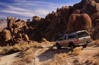 DT-CA-04-04 Exploring the Alabama Hills, Lone Pine, California